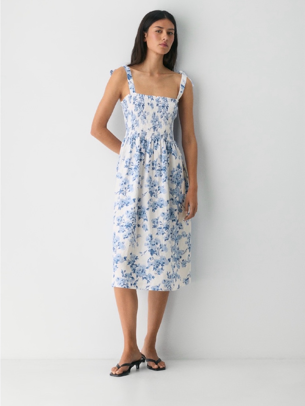 Aritzia Wilfred golden hour linen midi dress blue white floral Sz M